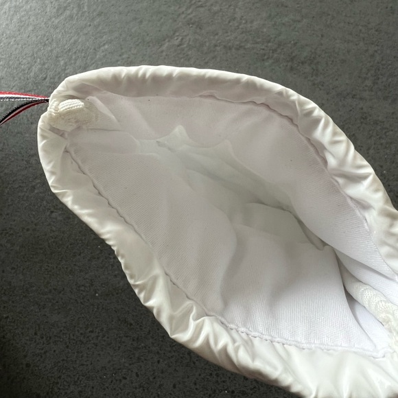 *NEW* Moncler White Puffy Pouch - Picture 3 of 4